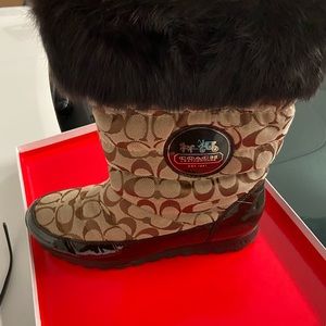 Coach boots